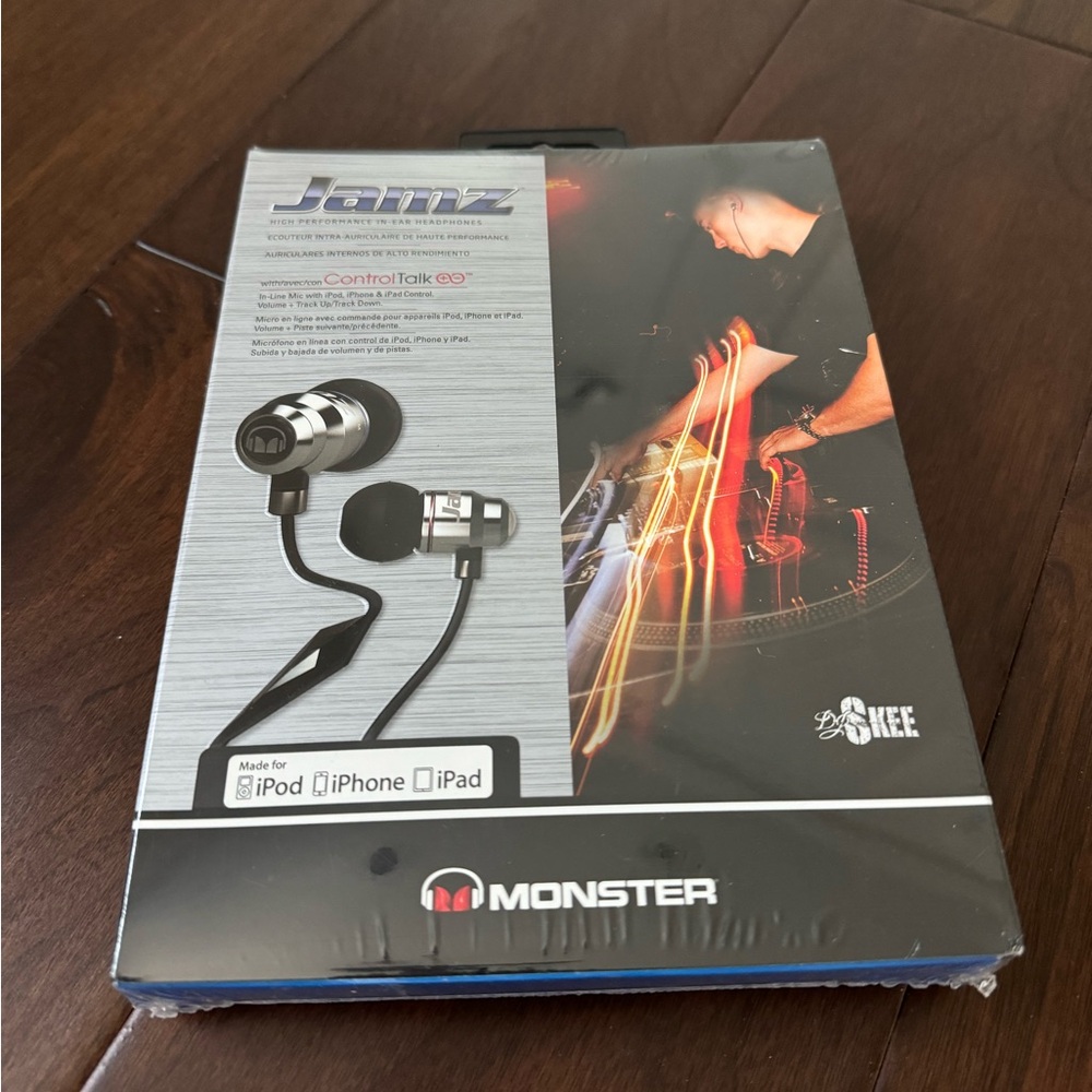 Monster Jamz in-ear Headphones with ControlTalk